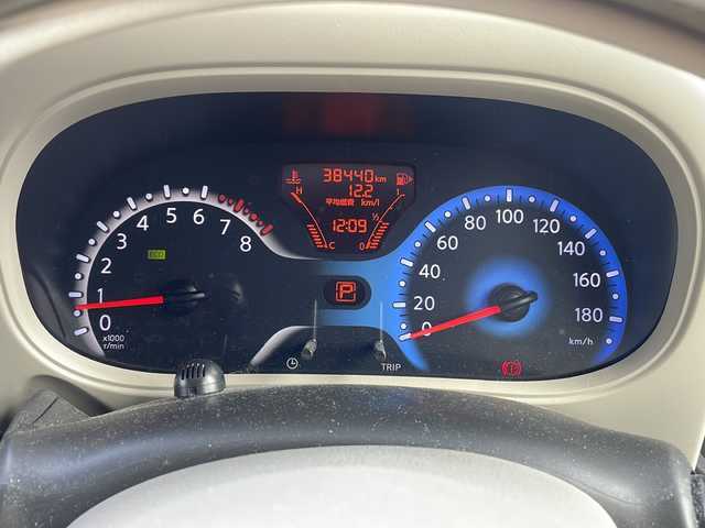 日産 キューブ 15X 大阪府 2017(平29)年 3.9万km ビターショコラ 2トーン 純正ナビ/（CD・DVD・BT・フルセグ）/ドライブレコーダー/純正フロアマット/プッシュスタート/ETC/電動格納ミラー/スペアキーあり/保証書・取扱説明書あり