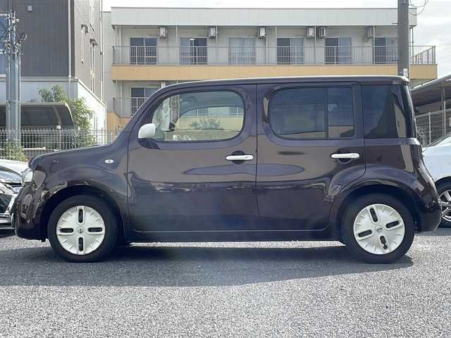 日産 キューブ 15X 大阪府 2017(平29)年 3.9万km ビターショコラ 2トーン 純正ナビ/（CD・DVD・BT・フルセグ）/ドライブレコーダー/純正フロアマット/プッシュスタート/ETC/電動格納ミラー/スペアキーあり/保証書・取扱説明書あり