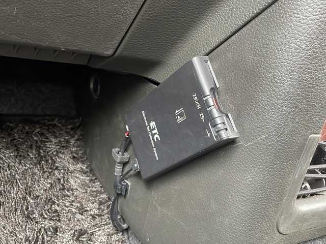 日産 キューブ 15X 大阪府 2017(平29)年 3.9万km ビターショコラ 2トーン 純正ナビ/（CD・DVD・BT・フルセグ）/ドライブレコーダー/純正フロアマット/プッシュスタート/ETC/電動格納ミラー/スペアキーあり/保証書・取扱説明書あり