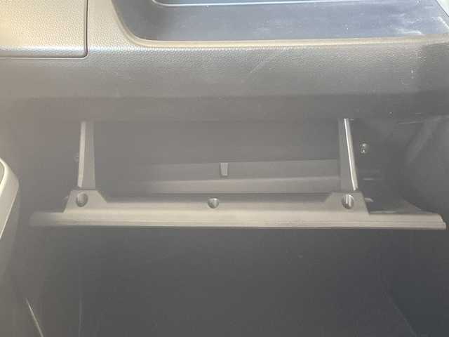 トヨタ ルーミー カスタムG 岐阜県 2023(令5)年 1.4万km レーザーブルークリスタルシャイン /登録時14026km//ワンオーナー//純正9インチディスプレイオーディオ/(AM/FM/フルセグTV/BT/USB)//メーカーパッケージOP(ディスプレイオーディオパッケージ)/(9インチディスプレイオーディオ)/(バックカメラ)/(ステアリングスイッチ)//スマートアシスト/(衝突回避支援ブレーキ機能)/(衝突警報機能)/(車線逸脱警報機能)/(路側逸脱警報)/(ふらつき警報)/(ブレーキ制御付誤発進抑制機能)/(先行車発進お知らせ機能)/(アダプティプドライビングビーム)/(オートハイビーム)/(サイドビューランプ)/(コーナーセンサー)/(標識認識機能)/(全車速追従機能付ACC)//純正フロアマット//純正LEDヘッドライト//純正14インチアルミホイール//ETC