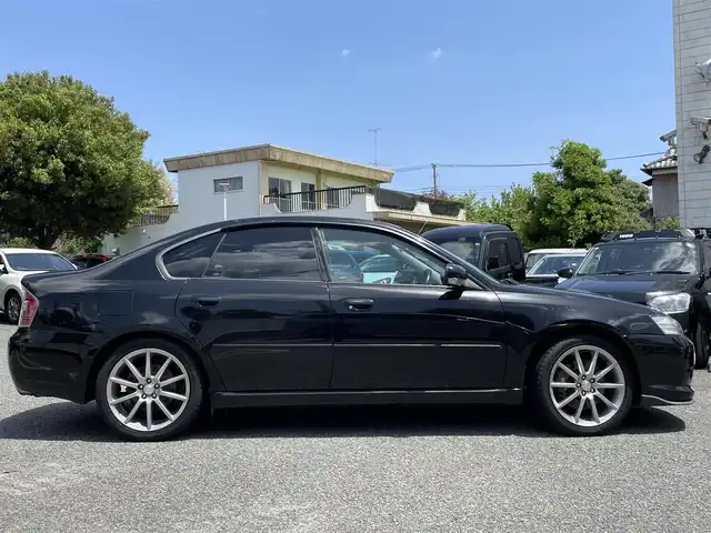 スバル レガシィ Ｂ４ 2．0GT スペックB 東京都 2006(平18)年 7万km オブシディアンブラックパール 社外メモリナビ/フルセグTV／DVD／Bluetoothオーディオ/バックカメラ/STIフロントアンダースポイラー/純正18インチAW/ドライブレコーダー/（KENWOOD：DRN-MR740）/ETC/純正フロアマット/D席パワーシート/取扱説明書/保証書