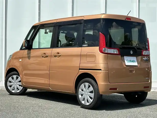 スズキ スペーシア X 福岡県 2014(平26)年 8.6万km キャンドルオレンジメタリック ・ナビ/（BLUETOOTH/フルセグ/バックカメラ/DVD再生機能/・スペアキー/・衝突軽減システム/・アイドリングストップ/・片側パワースライドドア/・電動格納ミラー/・CDチェンジャー/・ドアバイザー/・スマートキー/・ベンチシート/・保証書/・取扱説明書