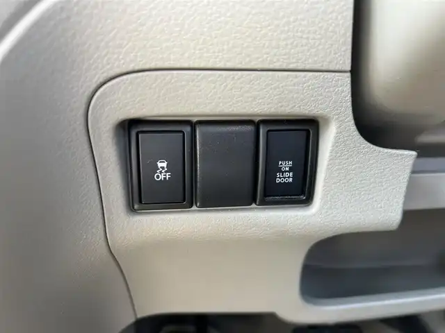 スズキ スペーシア X 福岡県 2014(平26)年 8.6万km キャンドルオレンジメタリック ・ナビ/（BLUETOOTH/フルセグ/バックカメラ/DVD再生機能/・スペアキー/・衝突軽減システム/・アイドリングストップ/・片側パワースライドドア/・電動格納ミラー/・CDチェンジャー/・ドアバイザー/・スマートキー/・ベンチシート/・保証書/・取扱説明書