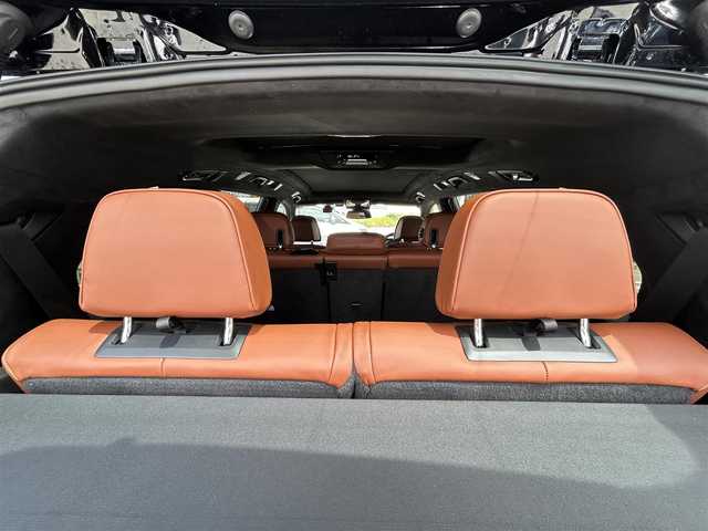 ＢＭＷ ＢＭＷ Ｘ７ xDrive40d Mスポーツ 福岡県 2023(令5)年 2.3万km カーボンブラックM ワンオーナー/純正ナビ（AM/FM/BT/ワンセグTV/AppleCarPlay)/ツインサンルーフ/ヘッドアップディスプレイ/前席メモリーシート/全席パワーシート/全席シートヒーター/前席エアシート/アラウンドビューモニター/ステアリングヒーター/クリアランスソナー/ドライブレコーダー/Bowers & Wilkinsサウンド/パワーバックドア/LEDライト/本革巻ステアリング/USB入力端子/純正23インチアルミホイール/スペアキー×１/保証書/取扱説明書