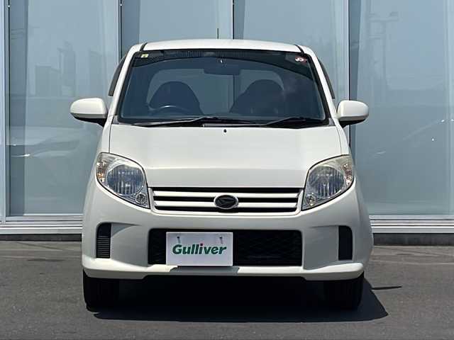 ダイハツ ＭＡＸ Li 神奈川県 2005(平17)年 12万km ホワイトパールマイカ 社外ＬＥＡＳＩＮＧ１５インチホイール/ＣＤ/MD　/純正フロアマット　/ＥＴＣ　/パワーステアリング　/パワーウインドウ　/ハロゲンヘッドライト　/エアコン/ベンチシート　/ドアバイザー　/ドリンクホルダー