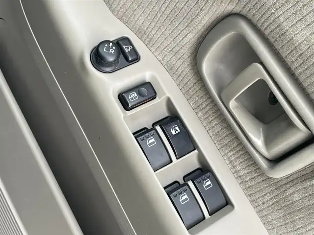 ダイハツ アトレー ワゴン カスタム ターボ R 大阪府 2013(平25)年 8.1万km パールホワイトⅢ (株)IDOMが運営する【じしゃロン東大阪店】の自社ローン専用車両になりますこちらは現金またはオートローンご利用時の価格です。自社ローンご希望の方は別途その旨お申付け下さい/社外７インチSDナビ/　（SD/DVD/CD/Bluetooth/フルセグ）/両側スライドドア/ツインカム直列3気筒ターボエンジン/ETC/ドライブレコーダー（前方）/キセノンヘッドライト/ベンチシート/フロアマット純正/リモコンキー