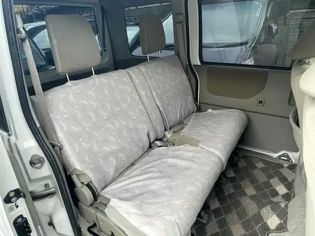 ダイハツ アトレー ワゴン カスタム ターボ R 大阪府 2013(平25)年 8.1万km パールホワイトⅢ (株)IDOMが運営する【じしゃロン東大阪店】の自社ローン専用車両になりますこちらは現金またはオートローンご利用時の価格です。自社ローンご希望の方は別途その旨お申付け下さい/社外７インチSDナビ/　（SD/DVD/CD/Bluetooth/フルセグ）/両側スライドドア/ツインカム直列3気筒ターボエンジン/ETC/ドライブレコーダー（前方）/キセノンヘッドライト/ベンチシート/フロアマット純正/リモコンキー