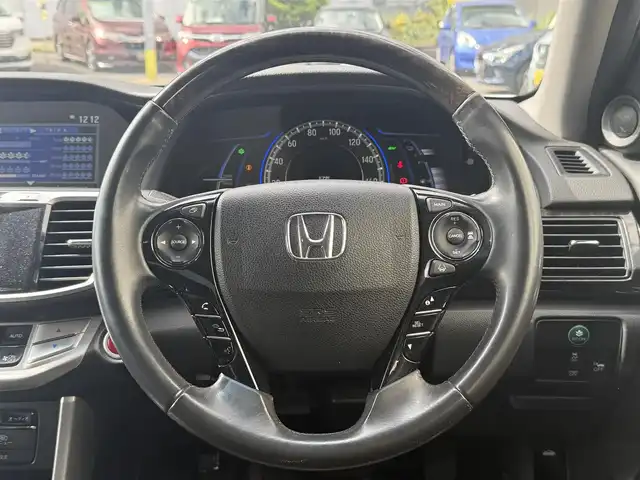 ホンダ アコード ハイブリッド EX 千葉県 2013(平25)年 14.5万km シャンパンプラチナM 衝突軽減ブレーキ/純正９インチナビ/バックカメラ/フルセグＴＶ/Ｂｌｕｅｔｏｏｔｈ/ＥＴＣ/パワーシート/ＢＢＳ１６インチアルミホイール/ＬＥＤヘッドライト/オートライト/フロアマット