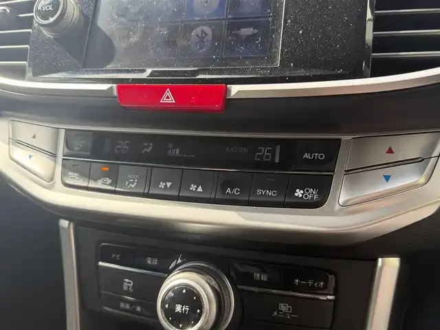 ホンダ アコード ハイブリッド EX 千葉県 2013(平25)年 14.5万km シャンパンプラチナM 衝突軽減ブレーキ/純正９インチナビ/バックカメラ/フルセグＴＶ/Ｂｌｕｅｔｏｏｔｈ/ＥＴＣ/パワーシート/ＢＢＳ１６インチアルミホイール/ＬＥＤヘッドライト/オートライト/フロアマット