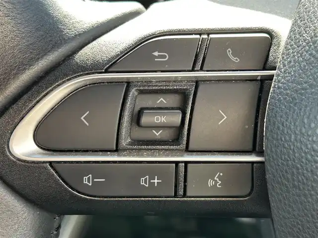 トヨタ ヴォクシー S－Z 和歌山県 2022(令4)年 6万km アティチュードブラックマイカ 純正コネクティッドナビ/フルセグTV/Bluetooth/CD/DVD/USB/HDMI/バックカメラ/純正フリップダウンモニター/ビルトインETC2.0/前後ドライブレコーダー/トヨタセーフティセンス/レーダークルーズコントロール/クリアランスソナー/レーンキープアシスト/両側パワースライドドア/革巻きステアリング/ステアリングスイッチ/LEDヘッドライト/オートライト/オートハイビーム/ヘッドライトレベライザー/ハーフレザーシート/前席シートヒーター/純正17インチAW/プッシュスタート/スマートキー/スペアキー