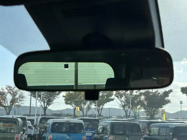 トヨタ ヴォクシー S－Z 和歌山県 2022(令4)年 6万km アティチュードブラックマイカ 純正コネクティッドナビ/フルセグTV/Bluetooth/CD/DVD/USB/HDMI/バックカメラ/純正フリップダウンモニター/ビルトインETC2.0/前後ドライブレコーダー/トヨタセーフティセンス/レーダークルーズコントロール/クリアランスソナー/レーンキープアシスト/両側パワースライドドア/革巻きステアリング/ステアリングスイッチ/LEDヘッドライト/オートライト/オートハイビーム/ヘッドライトレベライザー/ハーフレザーシート/前席シートヒーター/純正17インチAW/プッシュスタート/スマートキー/スペアキー