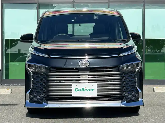 トヨタ ヴォクシー S－Z 和歌山県 2022(令4)年 6万km アティチュードブラックマイカ 純正コネクティッドナビ/フルセグTV/Bluetooth/CD/DVD/USB/HDMI/バックカメラ/純正フリップダウンモニター/ビルトインETC2.0/前後ドライブレコーダー/トヨタセーフティセンス/レーダークルーズコントロール/クリアランスソナー/レーンキープアシスト/両側パワースライドドア/革巻きステアリング/ステアリングスイッチ/LEDヘッドライト/オートライト/オートハイビーム/ヘッドライトレベライザー/ハーフレザーシート/前席シートヒーター/純正17インチAW/プッシュスタート/スマートキー/スペアキー