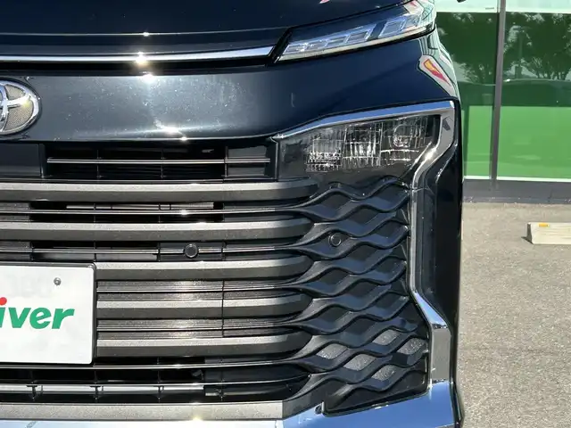 トヨタ ヴォクシー S－Z 和歌山県 2022(令4)年 6万km アティチュードブラックマイカ 純正コネクティッドナビ/フルセグTV/Bluetooth/CD/DVD/USB/HDMI/バックカメラ/純正フリップダウンモニター/ビルトインETC2.0/前後ドライブレコーダー/トヨタセーフティセンス/レーダークルーズコントロール/クリアランスソナー/レーンキープアシスト/両側パワースライドドア/革巻きステアリング/ステアリングスイッチ/LEDヘッドライト/オートライト/オートハイビーム/ヘッドライトレベライザー/ハーフレザーシート/前席シートヒーター/純正17インチAW/プッシュスタート/スマートキー/スペアキー