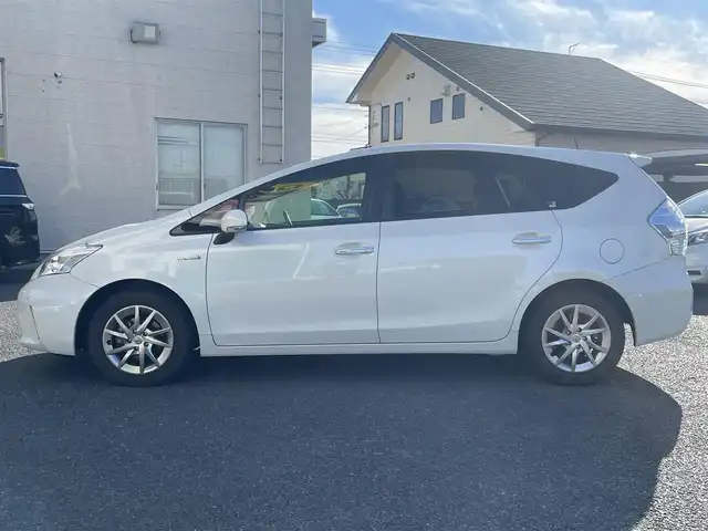 トヨタ プリウス α S チューンブラック 茨城県 2013(平25)年 8万km ホワイトパールクリスタルシャイン 純正メモリナビ/地デジテレビ/AM/FM/BlueTooth接続/バックカメラ/前方ドライブレコーダー/ビルトインETC/ステアリングリモコン/電動格納ミラー/オートライト/フォグランプ/プッシュスタート