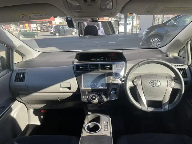 トヨタ プリウス α S チューンブラック 茨城県 2013(平25)年 8万km ホワイトパールクリスタルシャイン 純正メモリナビ/地デジテレビ/AM/FM/BlueTooth接続/バックカメラ/前方ドライブレコーダー/ビルトインETC/ステアリングリモコン/電動格納ミラー/オートライト/フォグランプ/プッシュスタート