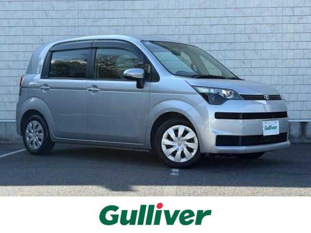 トヨタ スペイド F 大阪府 2014(平26)年 11.3万km シルバーマイカM 純正ナビ/バックカメラ/フルセグ/Bluetooth/CD/DVD/片側パワースライドドア/ドライブレコーダー/ETC/プッシュスタート/スマートキー×２/ステアリングスイッチ/純正フロアマット/HIDヘッドライト/オートライト