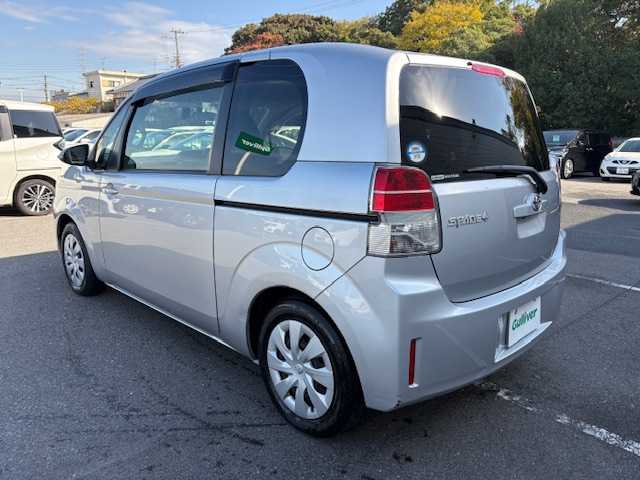 トヨタ スペイド F 大阪府 2014(平26)年 11.3万km シルバーマイカM 純正ナビ/バックカメラ/フルセグ/Bluetooth/CD/DVD/片側パワースライドドア/ドライブレコーダー/ETC/プッシュスタート/スマートキー×２/ステアリングスイッチ/純正フロアマット/HIDヘッドライト/オートライト