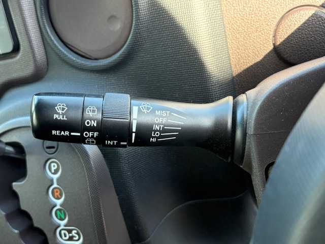 トヨタ スペイド F 大阪府 2014(平26)年 11.3万km シルバーマイカM 純正ナビ/バックカメラ/フルセグ/Bluetooth/CD/DVD/片側パワースライドドア/ドライブレコーダー/ETC/プッシュスタート/スマートキー×２/ステアリングスイッチ/純正フロアマット/HIDヘッドライト/オートライト