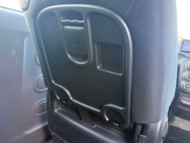 トヨタ スペイド F 大阪府 2014(平26)年 11.3万km シルバーマイカM 純正ナビ/バックカメラ/フルセグ/Bluetooth/CD/DVD/片側パワースライドドア/ドライブレコーダー/ETC/プッシュスタート/スマートキー×２/ステアリングスイッチ/純正フロアマット/HIDヘッドライト/オートライト