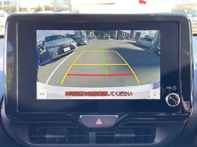 トヨタ ヤリス G 長野県 2024(令6)年 1.7万km プラチナホワイトパールマイカ 禁煙車/４WD/純正8インチディスプレイオーディオ/（AM/FM/USB/Bluetooth）/・ナビ機能付き/HDMI/バックカメラ/ビルトインETC/プッシュスタート/プリクラッシュセーフティ/レーンディパーチャーアラート/クリアランスソナー/オートマチックハイビーム/横滑り防止装置/ステアリングスイッチ/オートライト/オートマチックハイビーム/社外ドライブレコーダー/LEDヘッドライト/フロアマット/プラチナホワイトパールマイカ