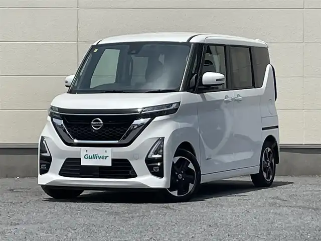 日産 ルークス ハイウェイスター X 茨城県 2023(令5)年 1.5万km ホワイトパール アラウンドビューモニター/LEDヘッドライト/ステアリングスイッチ/エマージェンシーブレーキ/インテリジェントキー/アイドリングストップ/パワースライドドア