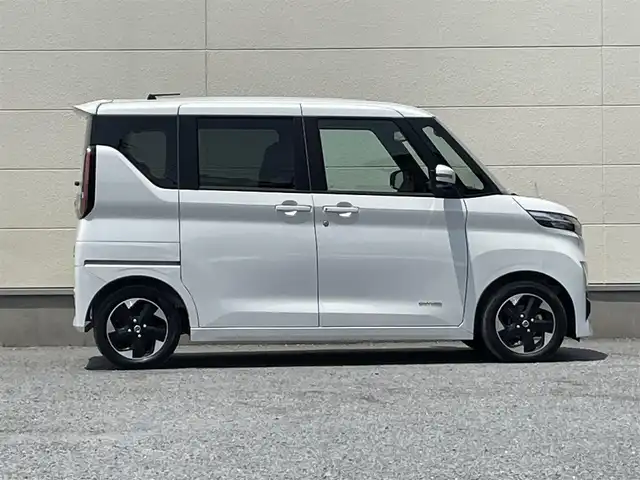 日産 ルークス ハイウェイスター X 茨城県 2023(令5)年 1.5万km ホワイトパール アラウンドビューモニター/LEDヘッドライト/ステアリングスイッチ/エマージェンシーブレーキ/インテリジェントキー/アイドリングストップ/パワースライドドア