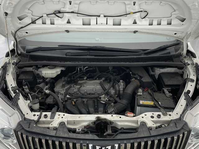 トヨタ エスクァイア Gi 長野県 2015(平27)年 7.4万km ホワイトパールクリスタルシャイン ワンオーナー/社外メモリーナビ（USB/SD/Bluetooth/フルセグTV//DISC/FM/AM）/Wエアバッグ/クルコン/アイドリングストップ/ウォークスルー/ABS/横滑り防止装置/LEDヘッドライト/フォグランプ/オートライト/オートマチックハイビーム/電動格納ウインカーミラー/プッシュスタート/両側パワースライドドア/D＋N席シートヒーター/3列シート/ALL AUTOパワーウインドウ/ウッド調革巻きステアリング/ナノイー/ビルトインETC/純正フロアマット/純正15インチアルミホイール/純正自動防眩ミラー/スマートキー/保証書/取扱説明書/記録簿