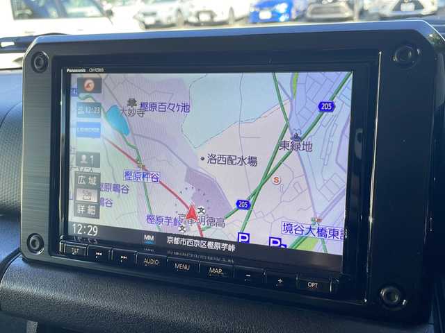 スズキ ジムニー シエラ JC 京都府 2021(令3)年 2.2万km シフォンアイボリーM ワンオーナー/純正ナビ/FM/AM/CD/DVD/BT/フルセグTV/衝突軽減防止/クルーズコントロール/レーンアシスト/ダウンヒルアシスト/オートライト/オートハイビーム/シートヒーター/背面タイヤ/4WD/純正フロアマット/保証書/取扱説明書/スペアキー×１