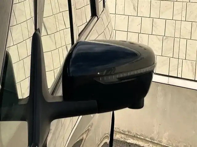 日産 セレナ e－パワー XV 山形県 2018(平30)年 9.7万km ダイヤモンドブラック 純正9インチナビ/FM/AM/フルセグ/DVD/Bluetooth/全周囲バックカメラ/プロパイロット/エマージェンシーブレーキ/クリアランスソナー/車線逸脱警報/パーキングアシスト/ビルトインETC/前方ドライブレコーダーSDなし/前席シートヒーター/ステアリングヒーター/LEDヘッドライト/オートハイビーム/オートライト