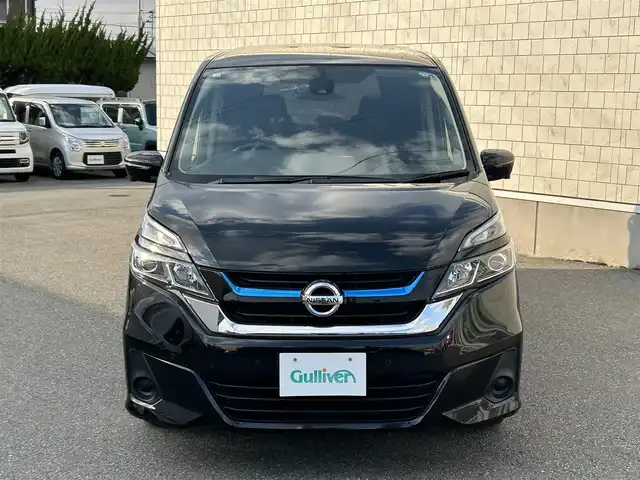 日産 セレナ e－パワー XV 山形県 2018(平30)年 9.7万km ダイヤモンドブラック 純正9インチナビ/FM/AM/フルセグ/DVD/Bluetooth/全周囲バックカメラ/プロパイロット/エマージェンシーブレーキ/クリアランスソナー/車線逸脱警報/パーキングアシスト/ビルトインETC/前方ドライブレコーダーSDなし/前席シートヒーター/ステアリングヒーター/LEDヘッドライト/オートハイビーム/オートライト