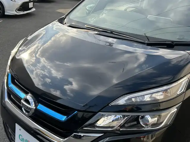 日産 セレナ e－パワー XV 山形県 2018(平30)年 9.7万km ダイヤモンドブラック 純正9インチナビ/FM/AM/フルセグ/DVD/Bluetooth/全周囲バックカメラ/プロパイロット/エマージェンシーブレーキ/クリアランスソナー/車線逸脱警報/パーキングアシスト/ビルトインETC/前方ドライブレコーダーSDなし/前席シートヒーター/ステアリングヒーター/LEDヘッドライト/オートハイビーム/オートライト