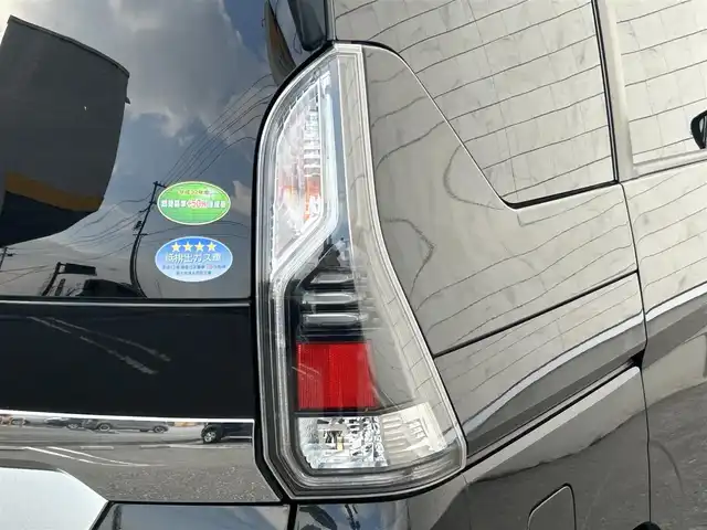 日産 セレナ e－パワー XV 山形県 2018(平30)年 9.7万km ダイヤモンドブラック 純正9インチナビ/FM/AM/フルセグ/DVD/Bluetooth/全周囲バックカメラ/プロパイロット/エマージェンシーブレーキ/クリアランスソナー/車線逸脱警報/パーキングアシスト/ビルトインETC/前方ドライブレコーダーSDなし/前席シートヒーター/ステアリングヒーター/LEDヘッドライト/オートハイビーム/オートライト