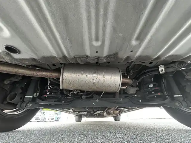 日産 セレナ e－パワー XV 山形県 2018(平30)年 9.7万km ダイヤモンドブラック 純正9インチナビ/FM/AM/フルセグ/DVD/Bluetooth/全周囲バックカメラ/プロパイロット/エマージェンシーブレーキ/クリアランスソナー/車線逸脱警報/パーキングアシスト/ビルトインETC/前方ドライブレコーダーSDなし/前席シートヒーター/ステアリングヒーター/LEDヘッドライト/オートハイビーム/オートライト