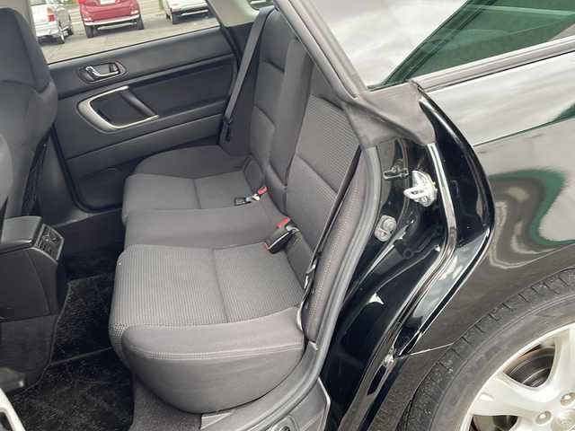 スバル レガシィ ツーリングワゴン 2．0GT 徳島県 2007(平19)年 10.4万km オブシディアンブラックパール 7型純正HDDナビ/（フルセグ/HDD/USB/DISC/ラジオ/SD/VTR）/純正オーディオ/（ラジオ/CD/MD/AUX）/ターボ/バックカメラ/ETC/社外フロアマット/ワイパーデザイアー/パドルシフト/D席パワーシート/スペアキー