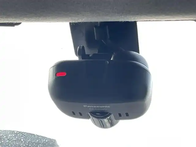 トヨタ ハイラックス Z 山形県 2018(平30)年 6.3万km アティチュードブラックマイカ 4WD/軽油/衝突被害軽減システム/TRDロールバー/SDナビ/　　【CD DVD BD BT ワンセグ】/バックカメラ/クルーズコントロール/LEDオートライト/純正17インチアルミホイール/ドライブレコーダー/ステアリングスイッチ/MTモード付AT/IC付ターボ/電動格納ウィンカーミラー/ミラーヒーター/フォグランプ/スマートキー/ETC