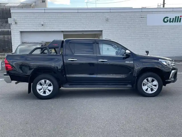 トヨタ ハイラックス Z 山形県 2018(平30)年 6.3万km アティチュードブラックマイカ 4WD/軽油/衝突被害軽減システム/TRDロールバー/SDナビ/　　【CD DVD BD BT ワンセグ】/バックカメラ/クルーズコントロール/LEDオートライト/純正17インチアルミホイール/ドライブレコーダー/ステアリングスイッチ/MTモード付AT/IC付ターボ/電動格納ウィンカーミラー/ミラーヒーター/フォグランプ/スマートキー/ETC