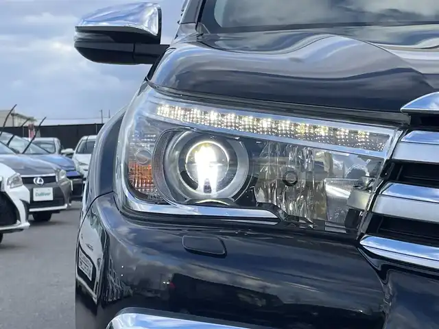 トヨタ ハイラックス Z 山形県 2018(平30)年 6.3万km アティチュードブラックマイカ 4WD/軽油/衝突被害軽減システム/TRDロールバー/SDナビ/　　【CD DVD BD BT ワンセグ】/バックカメラ/クルーズコントロール/LEDオートライト/純正17インチアルミホイール/ドライブレコーダー/ステアリングスイッチ/MTモード付AT/IC付ターボ/電動格納ウィンカーミラー/ミラーヒーター/フォグランプ/スマートキー/ETC