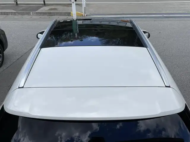 メルセデス・ベンツ Ｃ２００ ワゴン ローレウスエディション 岐阜県 2019(令1)年 5.3万km 白 純正ナビ/バックカメラ/追従式クルーズコントロール/純正フロアマット/サンルーフ/全席レザーシート/前席シートヒータ/前席パワーシート・メモリ機能付き/パーキングアシスト/レーンキープアシスト/衝突軽減ブレーキ/コーナーセンサー/パワーバックドア/ドライブレコーダー/カーテンエアバック/ETC/LEDヘッドライト・AUTO機能付き
