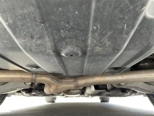 メルセデス・ベンツ Ｃ２００ ワゴン ローレウスエディション 岐阜県 2019(令1)年 5.3万km 白 純正ナビ/バックカメラ/追従式クルーズコントロール/純正フロアマット/サンルーフ/全席レザーシート/前席シートヒータ/前席パワーシート・メモリ機能付き/パーキングアシスト/レーンキープアシスト/衝突軽減ブレーキ/コーナーセンサー/パワーバックドア/ドライブレコーダー/カーテンエアバック/ETC/LEDヘッドライト・AUTO機能付き