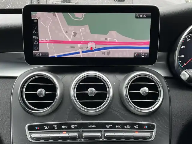 メルセデス・ベンツ Ｃ２００ ワゴン ローレウスエディション 岐阜県 2019(令1)年 5.3万km 白 純正ナビ/バックカメラ/追従式クルーズコントロール/純正フロアマット/サンルーフ/全席レザーシート/前席シートヒータ/前席パワーシート・メモリ機能付き/パーキングアシスト/レーンキープアシスト/衝突軽減ブレーキ/コーナーセンサー/パワーバックドア/ドライブレコーダー/カーテンエアバック/ETC/LEDヘッドライト・AUTO機能付き