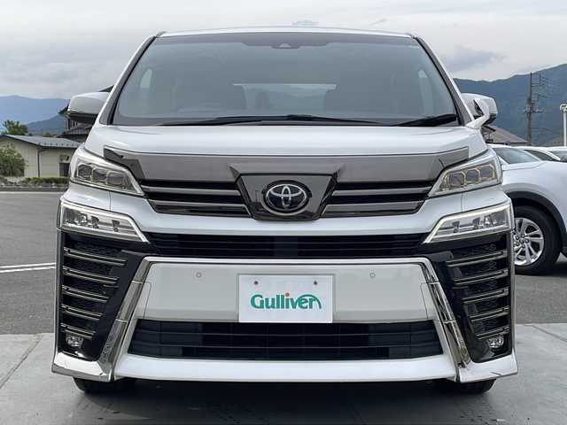 トヨタ ヴェルファイア Z ゴールデンアイズ 山梨県 2021(令3)年 4.6万km ホワイトパールクリスタルシャイン 純正ナビ/ビルトインETC /バックモニター/後席フリップダウンモニター/両側パワースライドドア/セーフティセンス/インテリジェントクリアランスソナー /レーンキープアシスト/オートマチックハイビーム/クルーズコントロール/プッシュスタート/パワーウインドウ/電動格納ミラー/純正フロアマット/純正アルミホイール/LEDヘッドライト