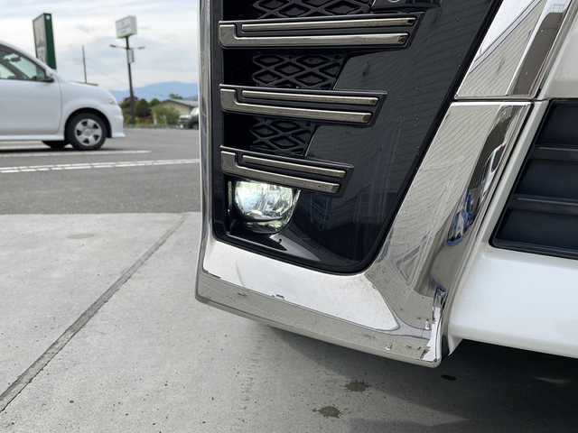 トヨタ ヴェルファイア Z ゴールデンアイズ 山梨県 2021(令3)年 4.6万km ホワイトパールクリスタルシャイン 純正ナビ/ビルトインETC /バックモニター/後席フリップダウンモニター/両側パワースライドドア/セーフティセンス/インテリジェントクリアランスソナー /レーンキープアシスト/オートマチックハイビーム/クルーズコントロール/プッシュスタート/パワーウインドウ/電動格納ミラー/純正フロアマット/純正アルミホイール/LEDヘッドライト