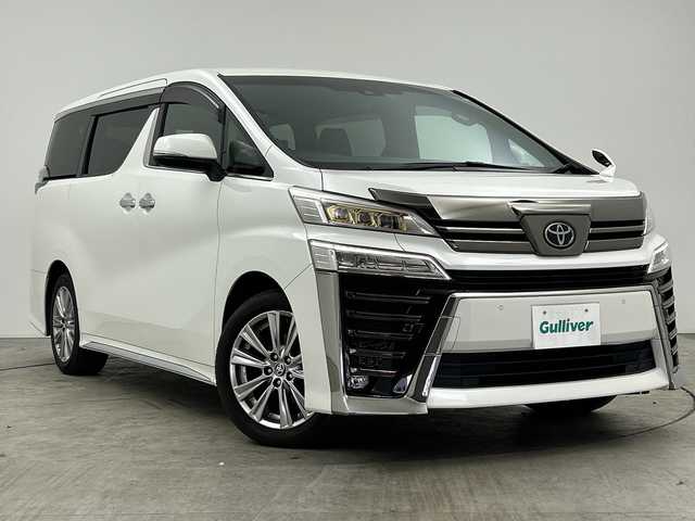 トヨタ ヴェルファイア Z ゴールデンアイズ 三重県 2021(令3)年 4.6万km ホワイトパールクリスタルシャイン /禁煙車//純正ナビ/・フルセグ・Bluetooth・CD・DVD・USB・AppleCarPlay・AndroidAuto//バックモニター//後席フリップダウンモニター//CD・DVDデッキ//両側パワースライドドア//セーフティセンス//インテリジェントクリアランスソナー //レーンキープアシスト//オートマチックハイビーム//クルーズコントロール//ビルトインETC2.0//プッシュスタート//パワーウインドウ//電動格納ミラー//純正フロアマット//純正アルミホイール//LEDヘッドライト