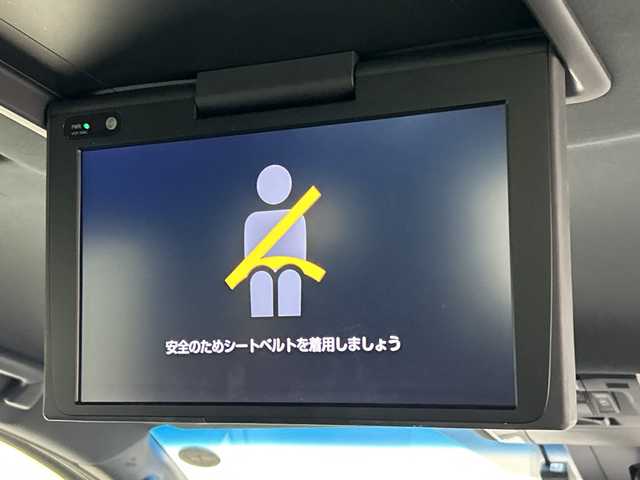 トヨタ ヴェルファイア Z ゴールデンアイズ 三重県 2021(令3)年 4.6万km ホワイトパールクリスタルシャイン /禁煙車//純正ナビ/・フルセグ・Bluetooth・CD・DVD・USB・AppleCarPlay・AndroidAuto//バックモニター//後席フリップダウンモニター//CD・DVDデッキ//両側パワースライドドア//セーフティセンス//インテリジェントクリアランスソナー //レーンキープアシスト//オートマチックハイビーム//クルーズコントロール//ビルトインETC2.0//プッシュスタート//パワーウインドウ//電動格納ミラー//純正フロアマット//純正アルミホイール//LEDヘッドライト