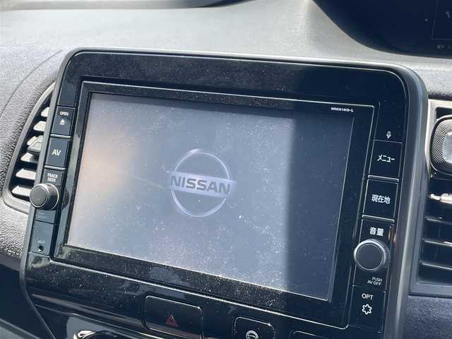 日産 セレナ ニスモ 茨城県 2019(平31)年 4万km ブリリアントホワイトパール 純正ナビ/【iPod・USB・SD・ラジオ・TV・ウォークマン・BT・ＣＤ・ＤＶＤ・Blu-ray・HDMI・AUX】/パーキングアシスト/プロパイロット/フリップダウンモニター/アイドリングストップ/レーダークルコン/ETC/全方位カメラ/前方ドラレコ/前後コーナーセンサー/ブレーキホールド/デジタルインナーミラー/オートライト/純正フロアマット/純正アルミホイール