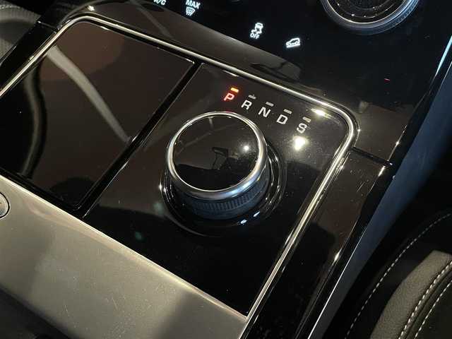 ランドローバー レンジローバーヴェラール Rダイナミック S 180PS 宮城県 2019(平31)年 4.2万km 黒 アクティブクルーズコントロール/レーンキープアシスト/ブラインドスポットモニター/MERIDIANサウンドシステム/純正ナビゲーションシステム/フルセグTV/360°カメラシステム/ブラックハーフレザーシート/シートヒーター/メモリ機能付きパワーシート/純正20インチAW/レッドブレーキキャリパー/LEDヘッドライト/オートマチックハイビーム/スマートキー/パワーバックドア/ステアリングスイッチ/パドルシフト/ドライブレコーダー/ETC2.0車載器/アイドリングストップ