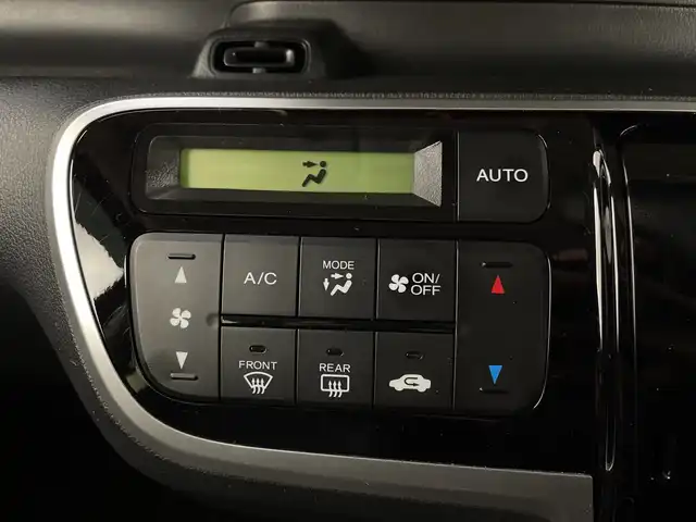 ホンダ Ｎ ＢＯＸ 新潟県 2017(平29)年 2.4万km プレミアムディープモカパール 純正ディスプレイオーディオ/　　ワンセグ/CD/HDMI/BT/バックカメラ/片側パワースライドドア/ステリングスイッチ/アイドリングストップ/オートエアコン/ウィンカーミラー/電格ミラー/スマートキー/ビルトインETC