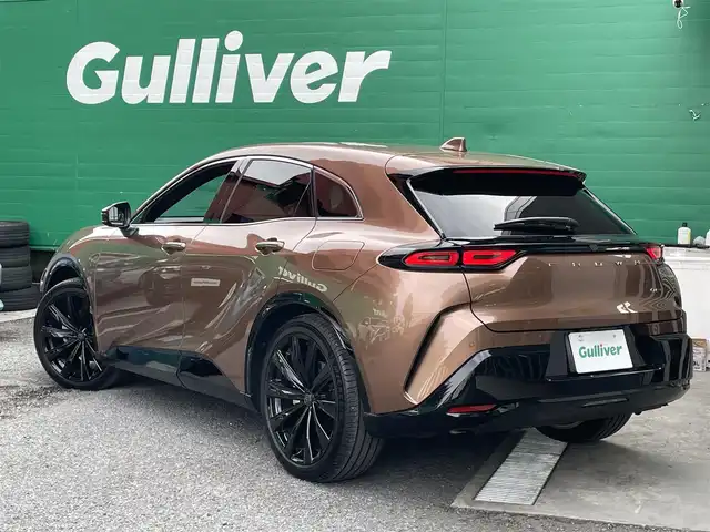 トヨタ クラウン スポーツ Z 東京都 2025(令7)年 0.3万km 茶 純正12.3インチナビ/(フルセグ/Bluetooth)/パノラマルーフ/パノラミックビューモニター/セーフティセンス/・レーダークルーズコントロール/・プリクラッシュセーフティ/・レーントレーシングアシスト/・プロアクティブドライビングアシスト/トヨタチームメイト/デジタルインナーミラー/置くだけ充電/パワーバックドア/前席シートヒーター&エアシート/ステアリングヒーター/純正21インチアルミ/純正フロアマット/ETC2.0/スペアキー×1/取扱説明書/保証書