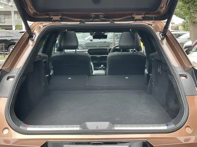 トヨタ クラウン スポーツ Z 東京都 2025(令7)年 0.3万km 茶 純正12.3インチナビ/(フルセグ/Bluetooth)/パノラマルーフ/パノラミックビューモニター/セーフティセンス/・レーダークルーズコントロール/・プリクラッシュセーフティ/・レーントレーシングアシスト/・プロアクティブドライビングアシスト/トヨタチームメイト/デジタルインナーミラー/置くだけ充電/パワーバックドア/前席シートヒーター&エアシート/ステアリングヒーター/純正21インチアルミ/純正フロアマット/ETC2.0/スペアキー×1/取扱説明書/保証書