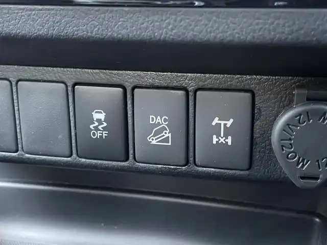 トヨタ ハイラックス Z 山形県 2020(令2)年 3.1万km ネビュラブルーM 4WD/軽油/衝突被害軽減システム/メモリナビ/　　【CD DVD BT フルセグ USB】/バックカメラ/レーダークルーズコントロール/LEDオートライト/純正17インチアルミホイール/ドライブレコーダー/ステアリングスイッチ/MTモード付AT/IC付ターボ/電動格納ウィンカーミラー/ミラーヒーター/フォグランプ/スマートキー/ETC